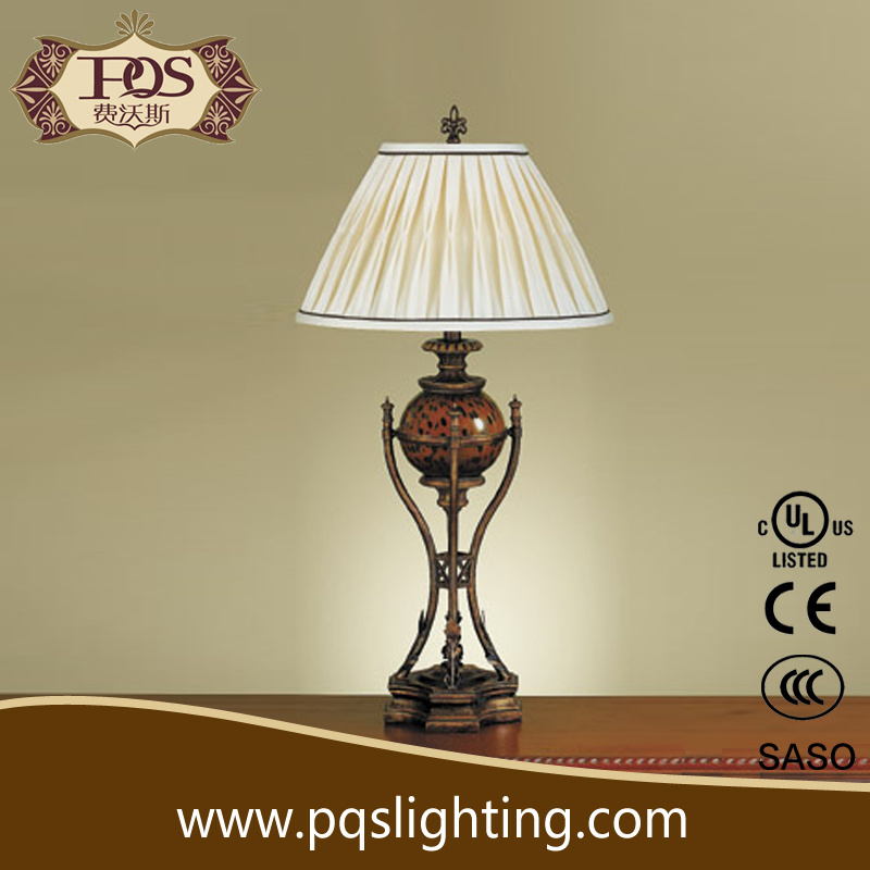 Polyresin Desk Table Lamp with Fabric Shade