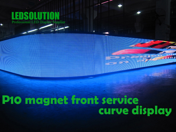 Customized Indoor and Outdoor Curved LED Display