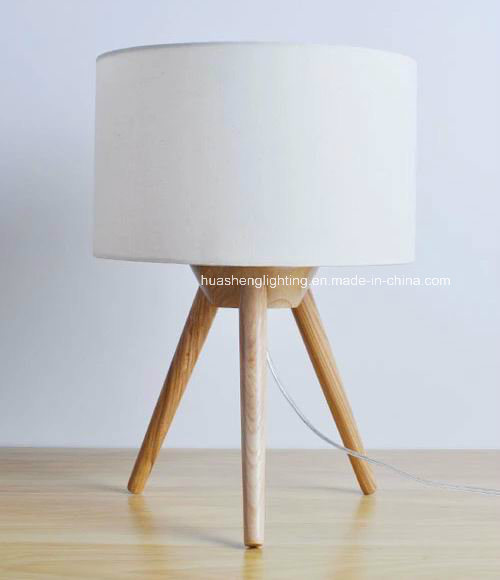 Simple Modern Tripod Bedside Lamp/Creative Solid Wood Table Lamp