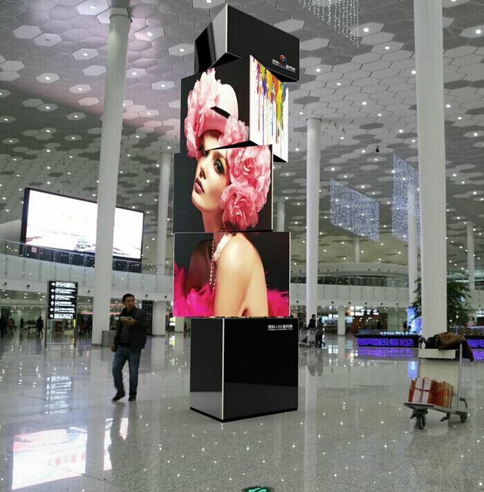 Advertising Full Color Outdoor Creative 3 Face Rolling LED Display