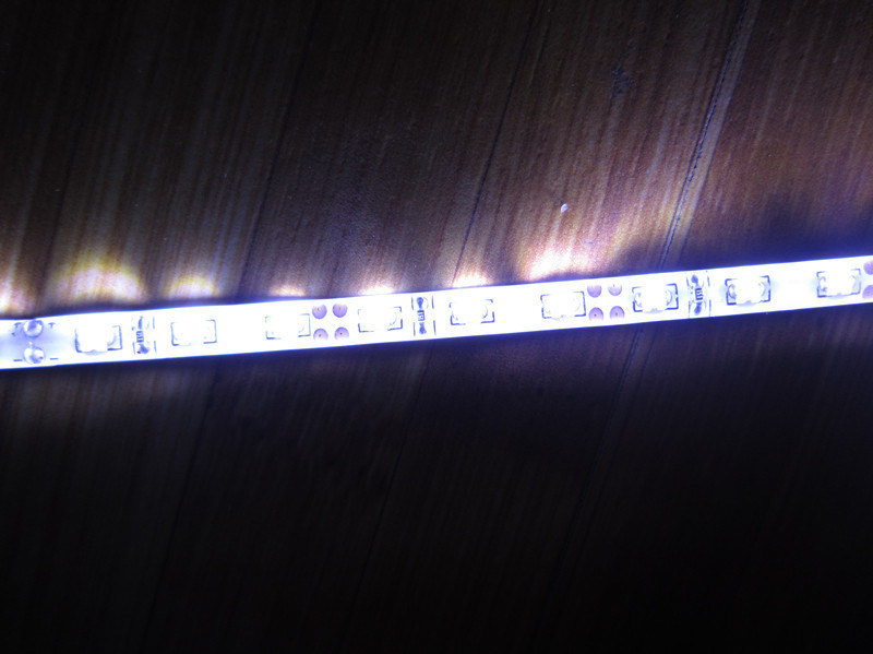 LED 335 Emitting Strip Light (XL-335-White)