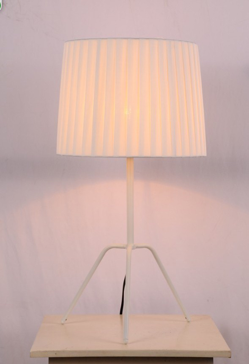 Latest Design Table Lamp All Over The Word (MT243)