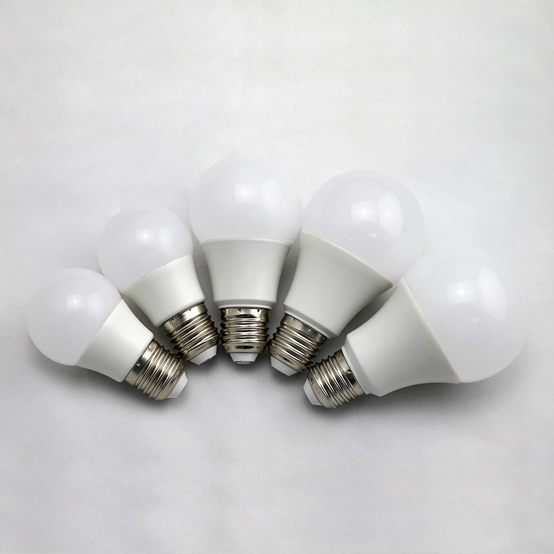 Top Quality Wholesale Aluminum PC 12W LED Bulb Lights (GHD-LB09W)