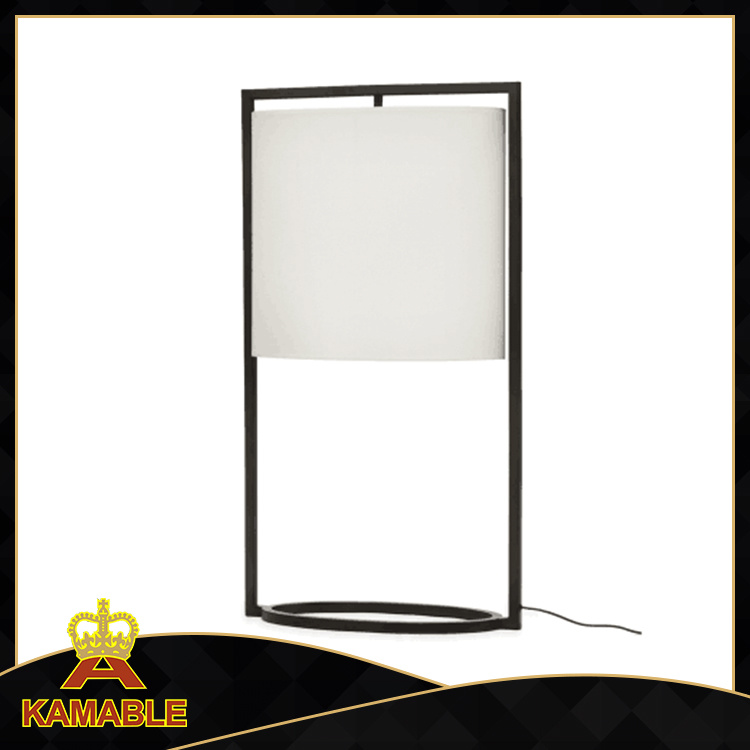 Hot Sale Modern Hotel Room Metal Table Lamp (KAM112311)