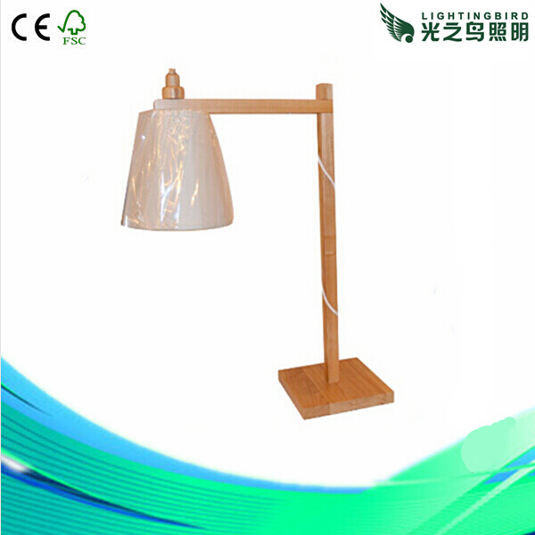 Simple Hotel Decoration Wood Table Lamp (LBMT-FZ)