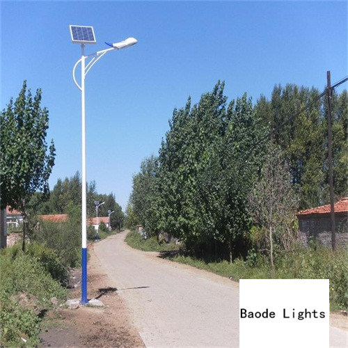 5m 24-40W LED Solar Street Light with Saso Certificate