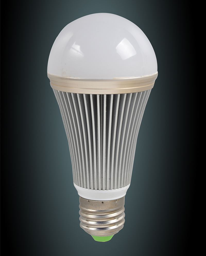 Anuminum 9W LED Bulb Light