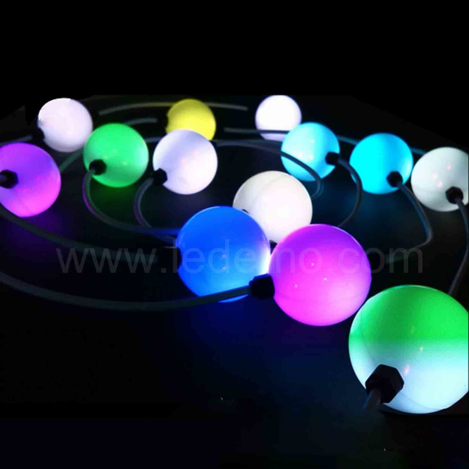 Wholesale Christmas Decorate LED Illuminating Ball Outdoor Ball Light