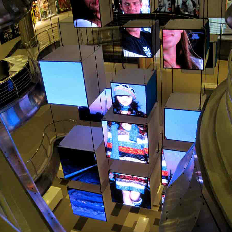 P4.81 Indoor Die-Casting Advertising LED Display for Mall &Retail