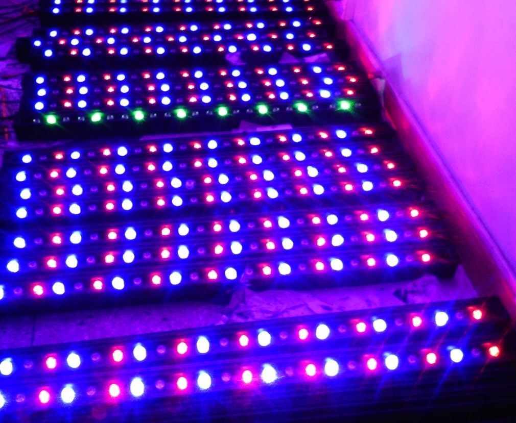 LED Wall Washer Light RGB 18W China Suppplier