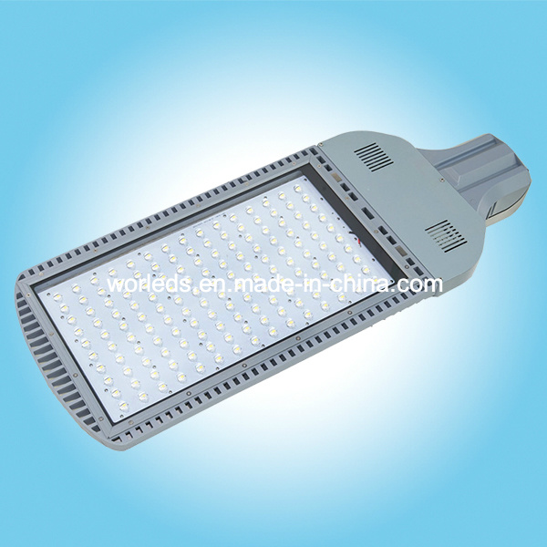 Practical and Light Fashionable LED Street Light with Three Years Warranty