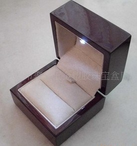 LED Jewelry Box, Ring Box with Light, Painted Jewellery Box