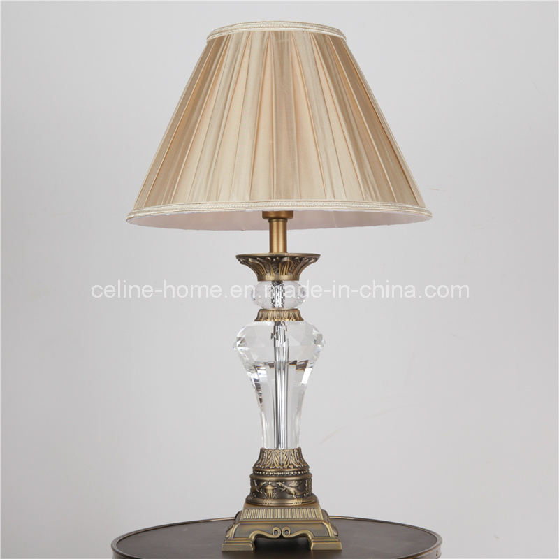 Crystal Table Lamp with Die Casting Decoration (SL82123)