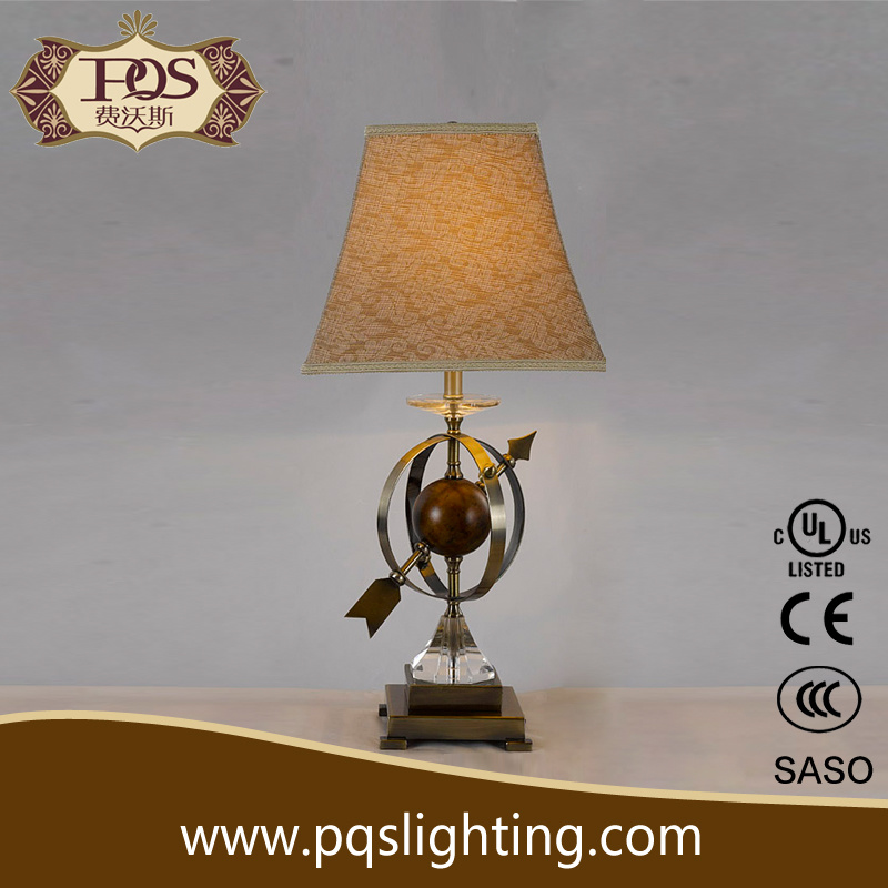 Metal Arrow Art Stylish Table Lamp with Shade