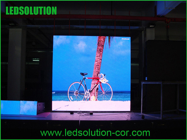 High Definition P4 Indoor LED Display