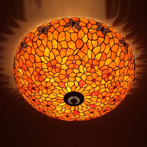 Popular Tiffany Ceiling Lamp with Modern Style for Coffee Shop (XC32002)