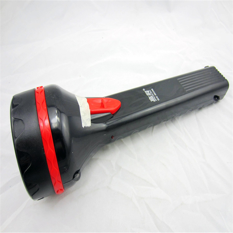 2015 High Quality 1800mAh Rechargeable LED Torch Flashlight