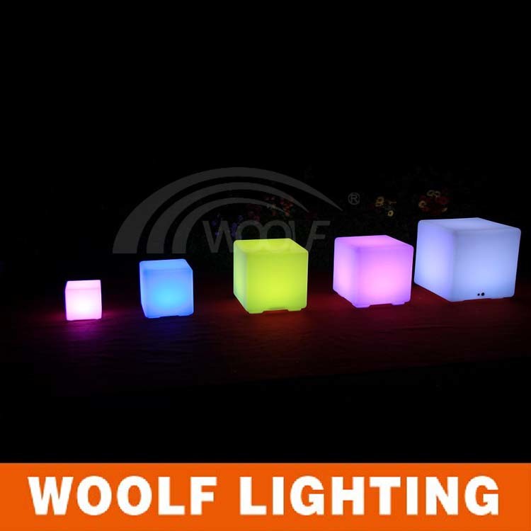 Plastic LED Outdoor Mood Light Cube