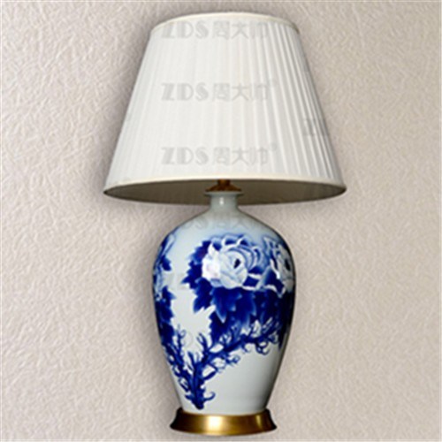 Chinese Style High Quality Ceramic LED Table Lamp