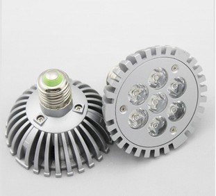 LED Light Bulb (RG2201-7W)