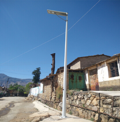 65 LEDs 12V 5W Integrated Solar Garden Light/Solar Pathway Lamp/Solar Street Light
