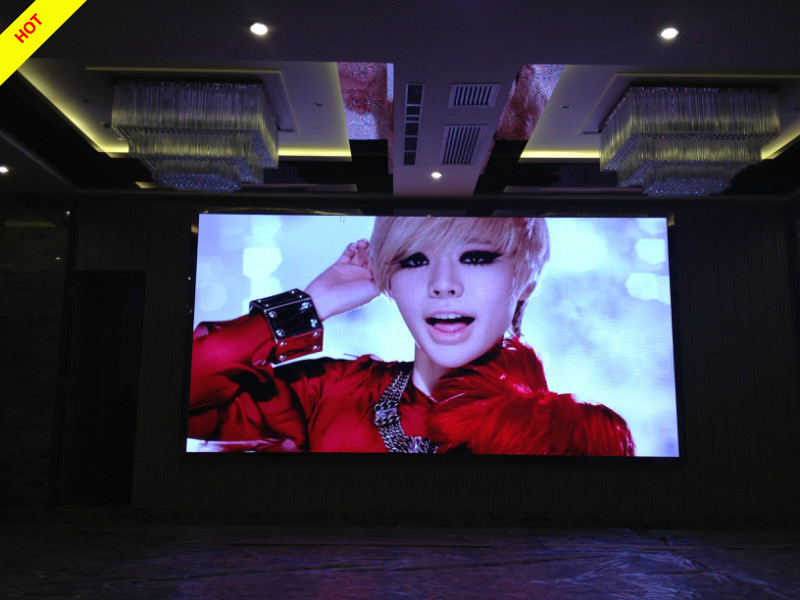 High Definition P4 Indoor Full Color LED Display (256*128mm)