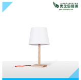 Lightingbird Simple Desk Light Wood Table Lamp for Hotel Home (LBMT-XF)