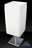 Modern White Table Lamp with Metal Base for Home Decorative (C50009)