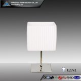 CE White Square Shade Table Desk Lamp for Home Decoration (C500810)