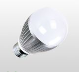 9W 540lm Pure White CE&RoHS Certificate 110/240V AC E27 LED Lights Bulb