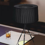 Design Black Modern Desk Table Lamp for Bedside