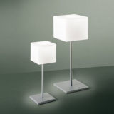 Modern Milk White Cubic Desk Lamp (M8029)