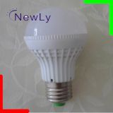 7W Plastic LED Bulb Light with Best Price