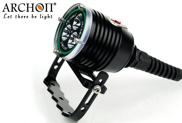2014 Archon 3000 Lumens CREE LED Flashlight Wh36