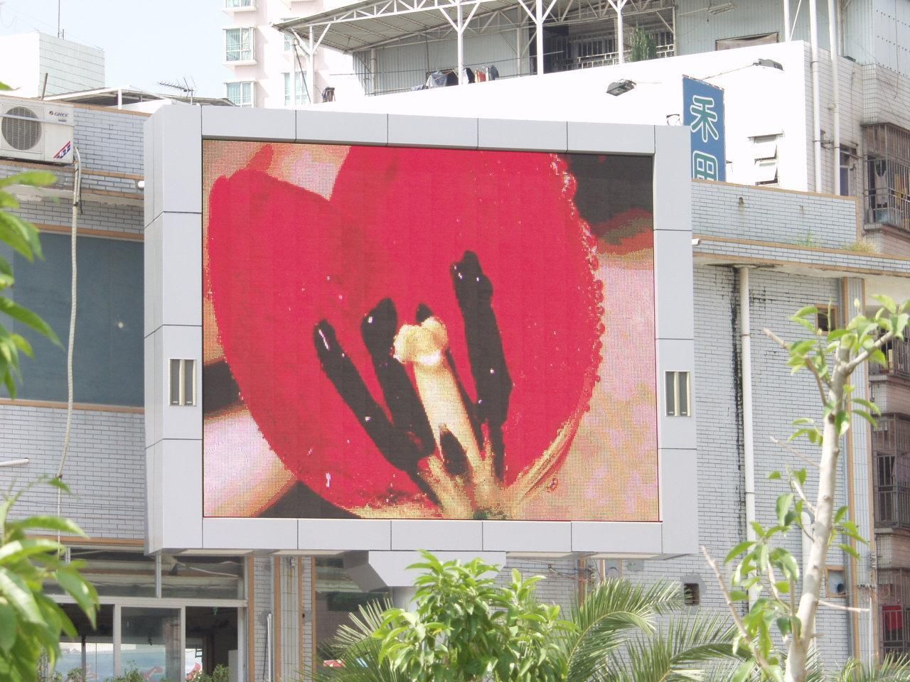 Outdoor Full Color LED Display P8 DIP