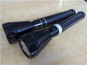 Rechargeable LED Aluminum Flashlight