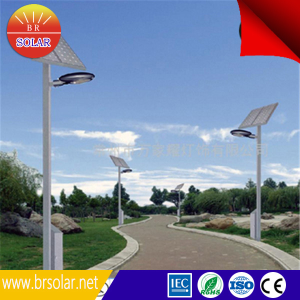 off-Grid 12hrs Working Time Solar LED Street Light