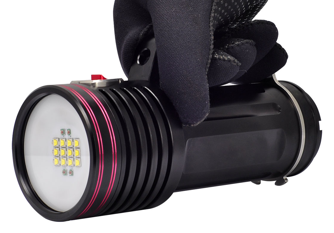 Underwater 100meters CREE Xm-L2 LED Flashlight for Diving Video / Photography