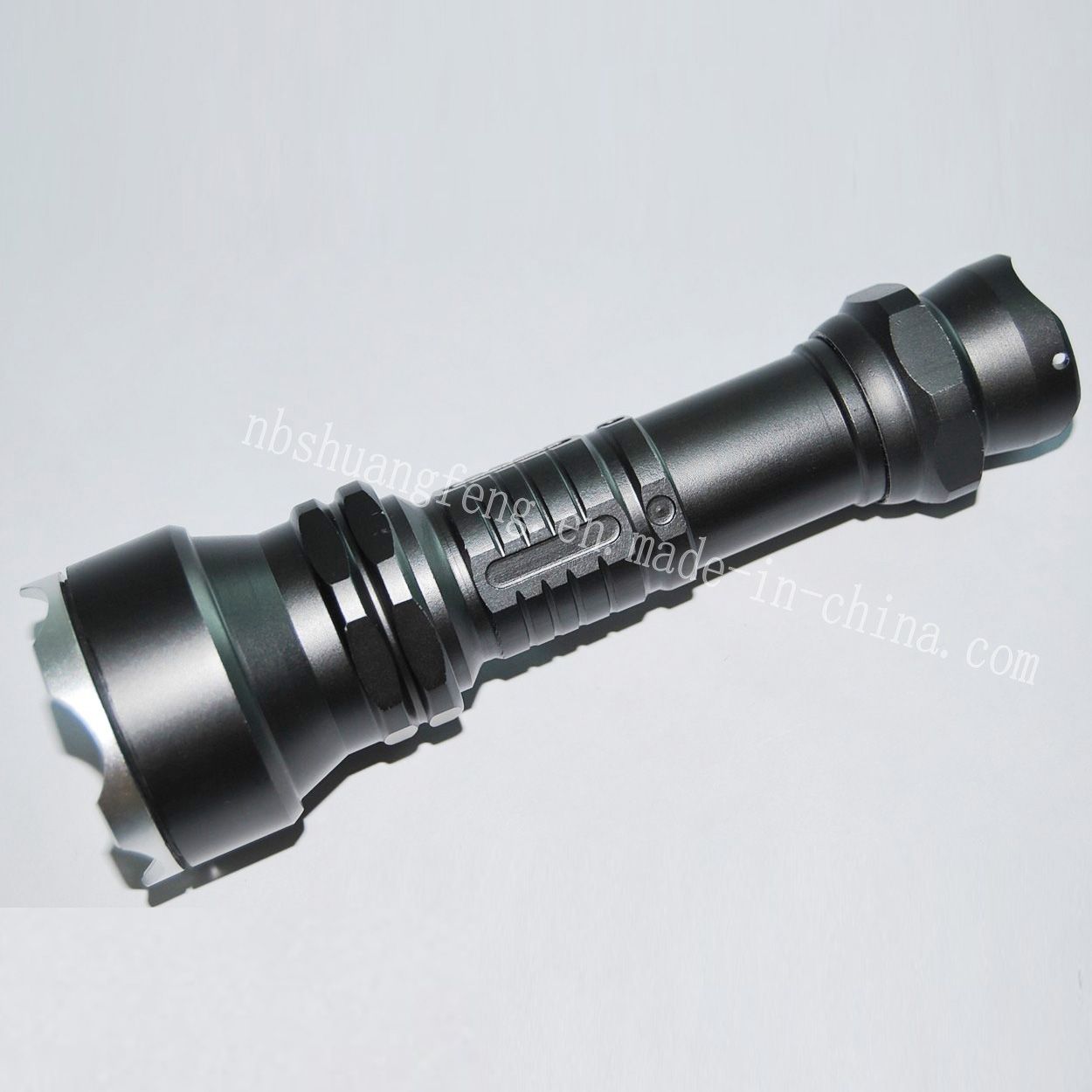 CREE T6/Q5 Aluminum LED Flashlight (SF-116)