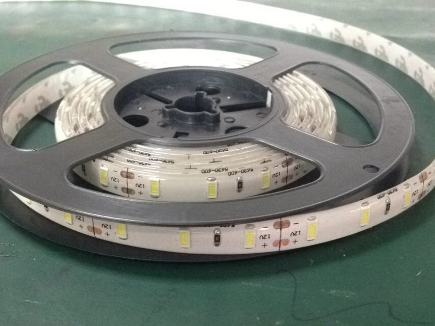 5630/5050 White LED Flexible Strip Light, 60LEDs/M, IP65 DC12V