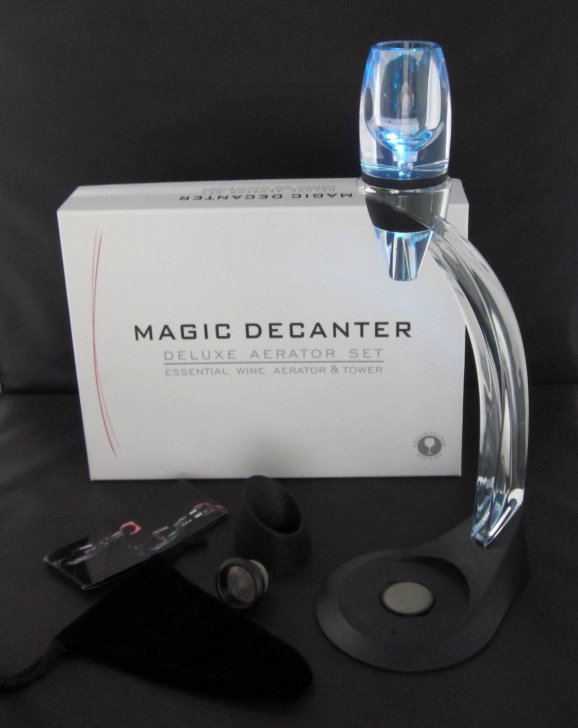 Newest Wine Decanter with LED Cup Suit with Mini White Box