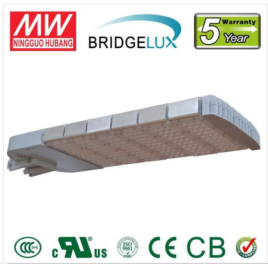 120W IP67 Waterproof LED Street Light