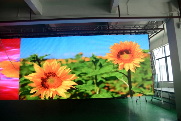 Big Size Indoor Galaxias P9 High Density Flexiblle LED Display