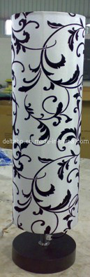 Flower Cylinder Design Table Lamp with CE Approved (C5008093W)