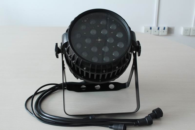 18X10W 4 in 1 Waterproof Zoom LED PAR