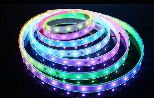 5m/Roll 12V/24V Flexible LED Strip Light in SMD5050 30LEDs/M with CE & RoHS