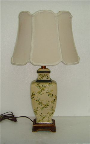 Polyresin Table Lamp (SFR4538)