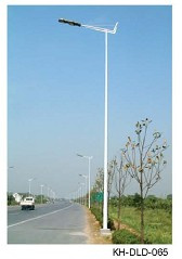 9m 70W LED Solar Street Light