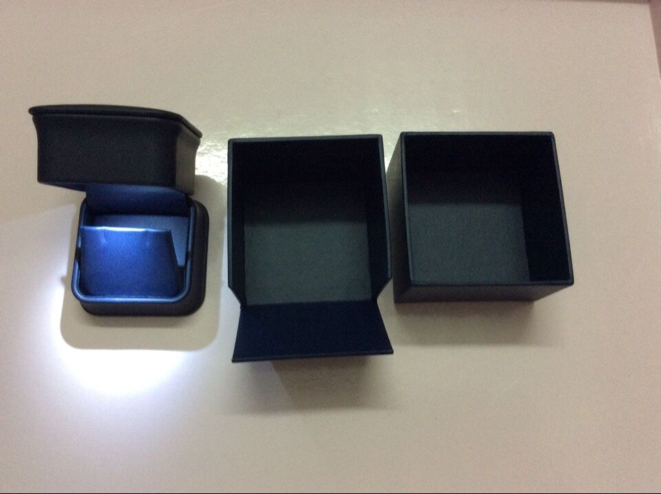 Leather Jewellery Ring Box with LED Light