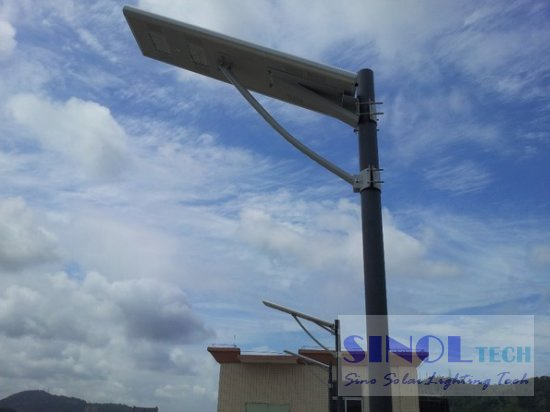 Integrated 40W Solar LED Street Light